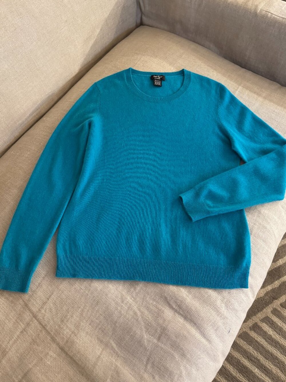 Lord & Taylor Essential 100% Cashmere Crewneck Sweater